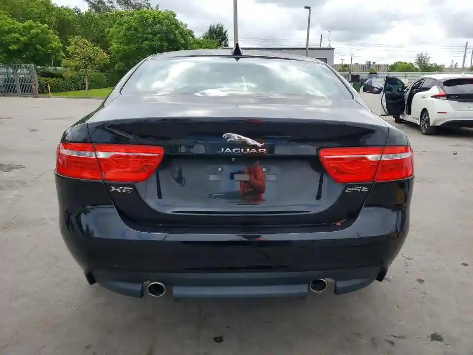 SAJAD4FX3KCP46739 2019 JAGUAR XE-5