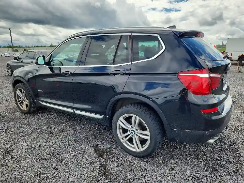5UXWX9C38H0T21715 2017 BMW X3-1