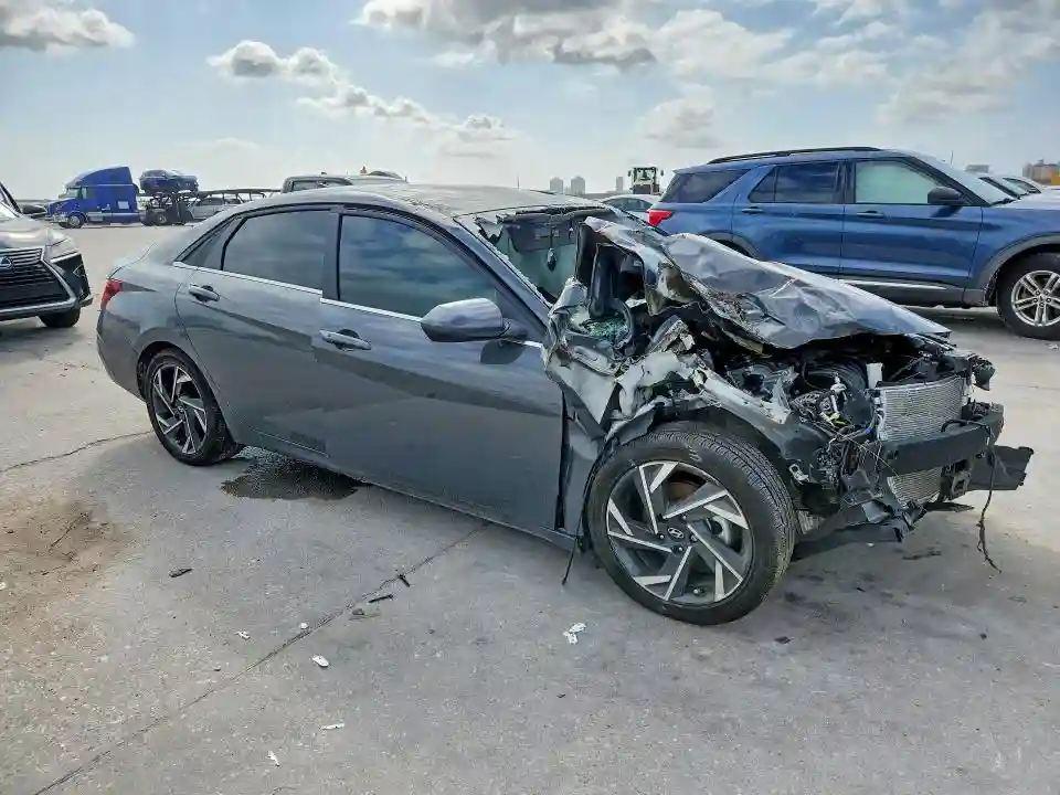 KMHLS4DG9SU975626 2025 HYUNDAI ELANTRA-3