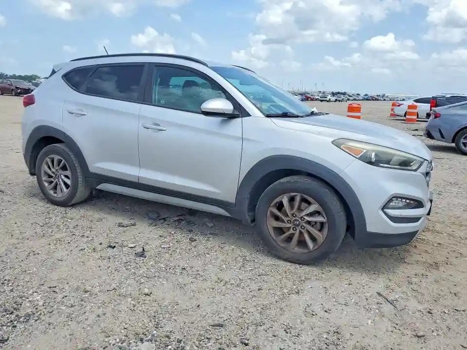 KM8J33A26HU388848 2017 HYUNDAI TUCSON ECO-3