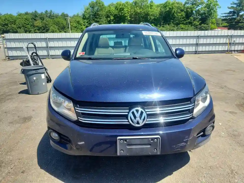 WVGBV7AX8FW563104 2015 VOLKSWAGEN TIGUAN-4