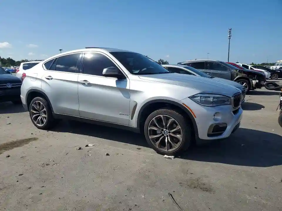 5UXKU0C51J0G80773 2018 BMW X6-3