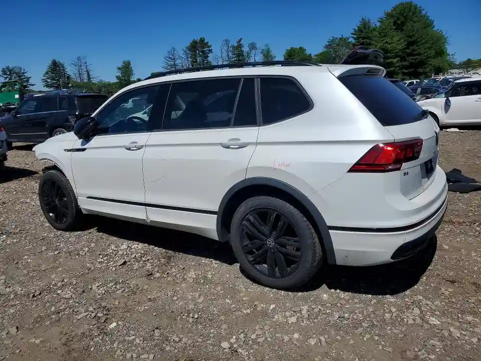 3VV8B7AX4NM117541 2022 VOLKSWAGEN TIGUAN-1