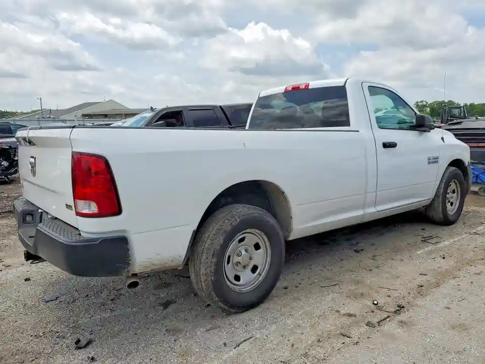3C6JR6DG9HG760947 2017 RAM 1500-2