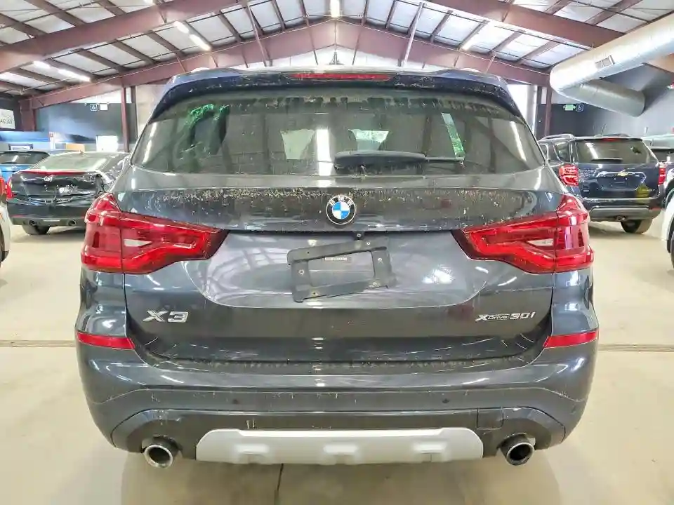 5UXTR9C53JLD73338 2018 BMW X3-5