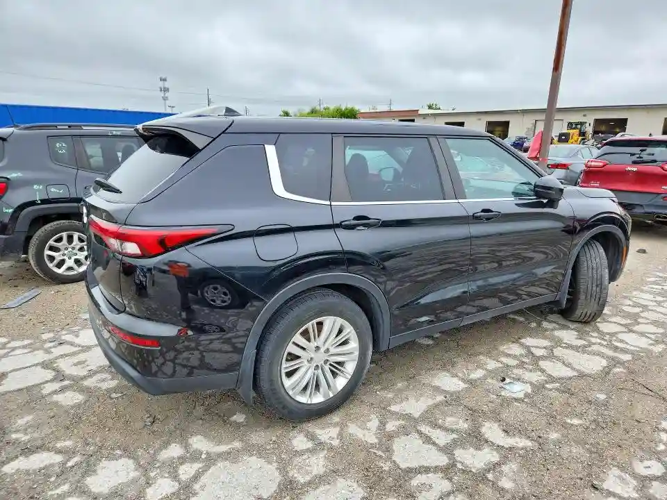 JA4J3TA80PZ020587 2023 MITSUBISHI OUTLANDER-2