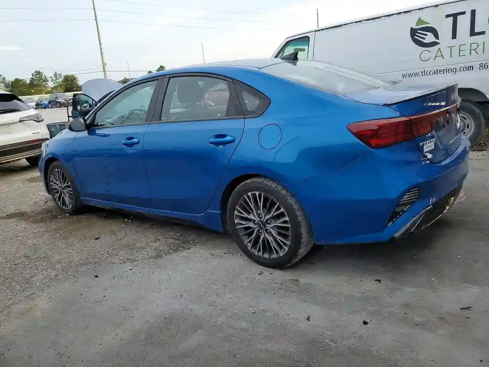 3KPF54AD4PE552901 2023 KIA FORTE-1