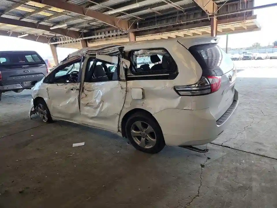 5TDZK3DC5FS600753 2015 TOYOTA SIENNA-1