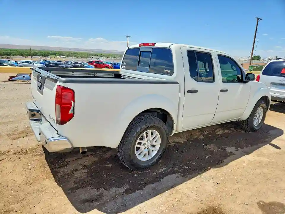 1N6AD0EV1HN700652 2017 NISSAN FRONTIER-2