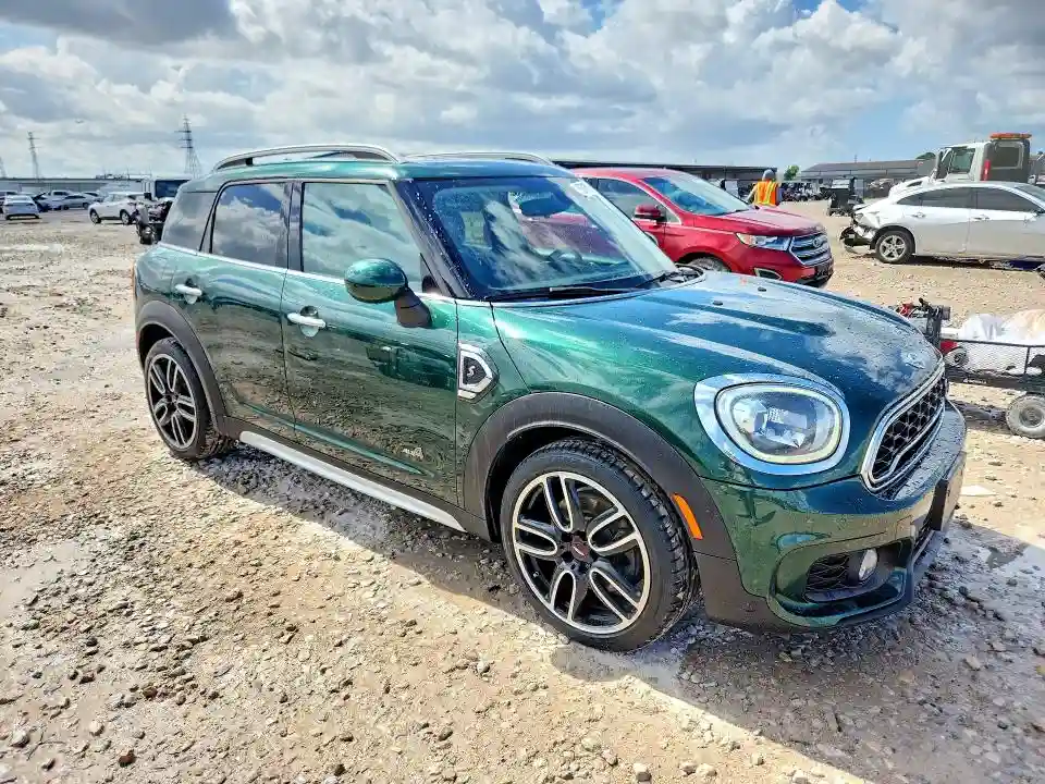 WMZYT5C30H3D78779 2017 MINI COOPER-3