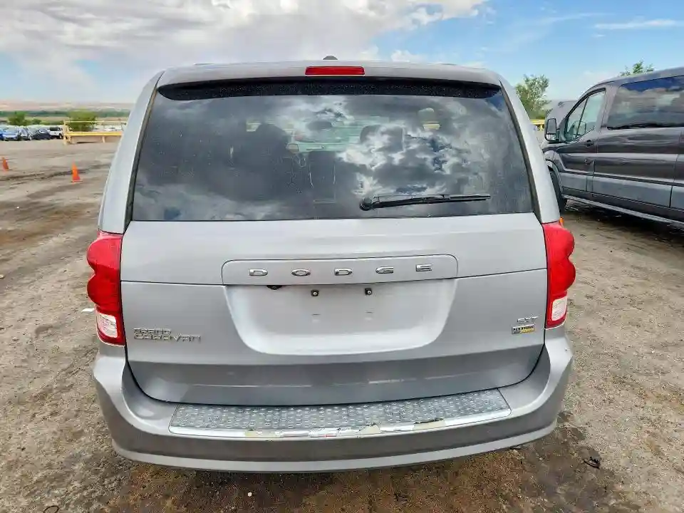 2C4RDGCG5JR253528 2018 DODGE CARAVAN-5