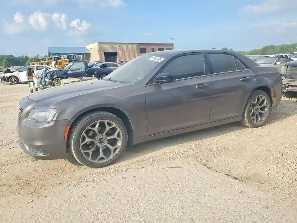 2C3CCAAG0JH317283 2018 CHRYSLER 300-0