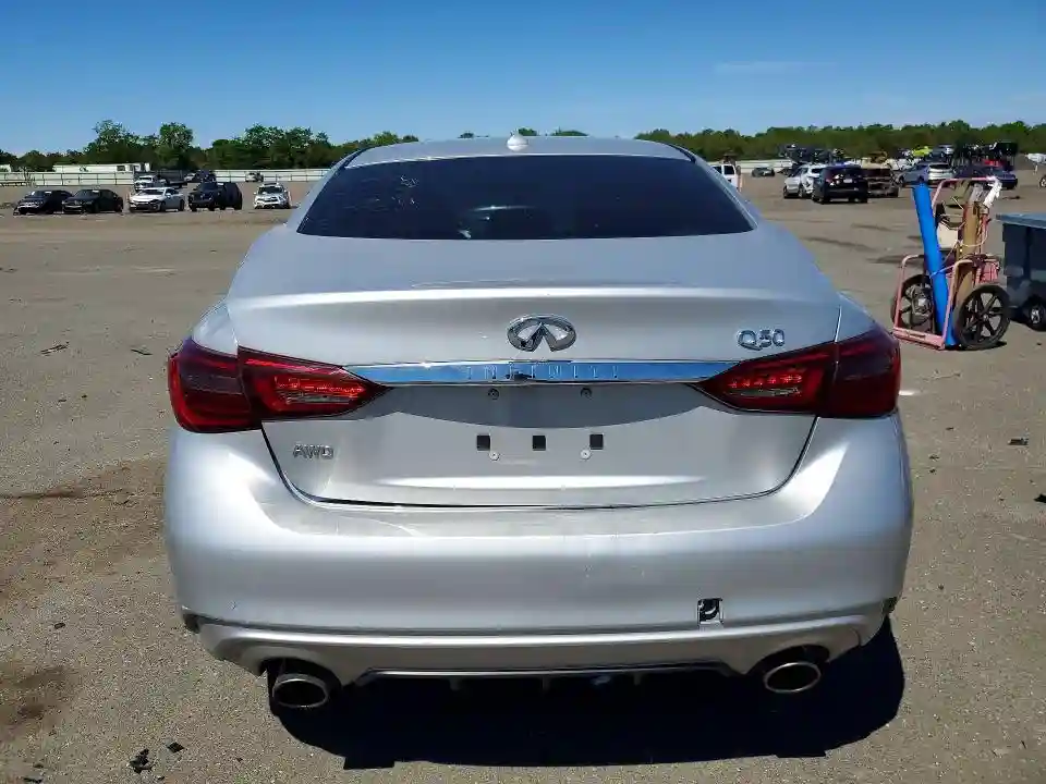 JN1EV7AR3JM610601 2018 INFINITI Q50-5