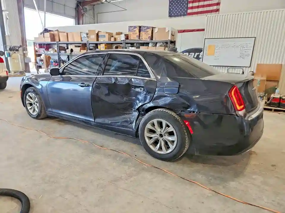 2C3CCAAGXFH881899 2015 CHRYSLER 300-1