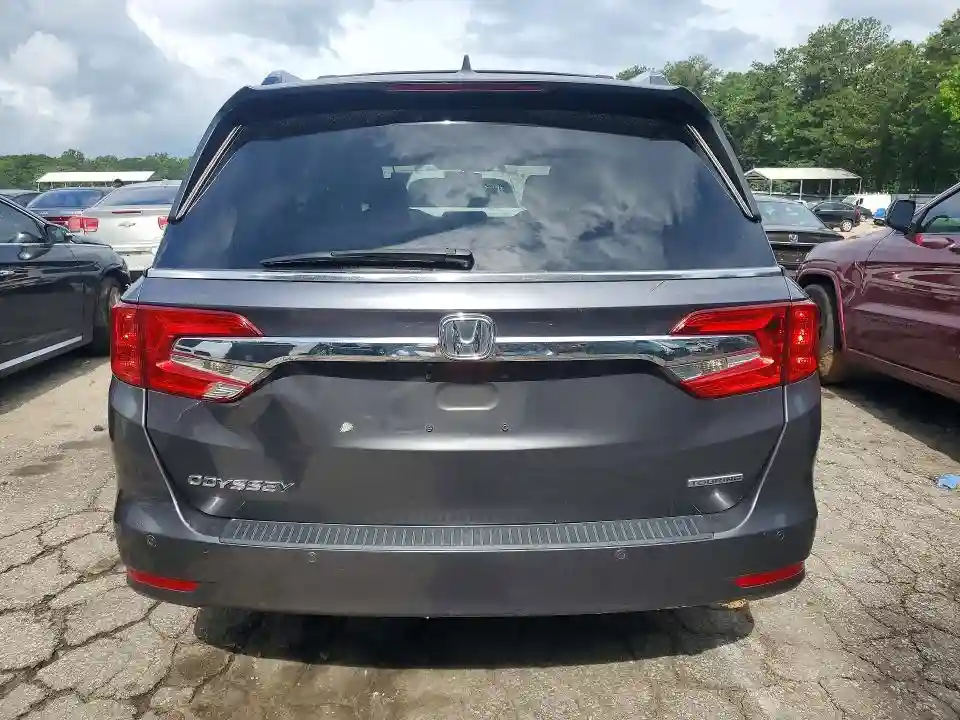5FNRL6H82JB038389 2018 HONDA ODYSSEY-5