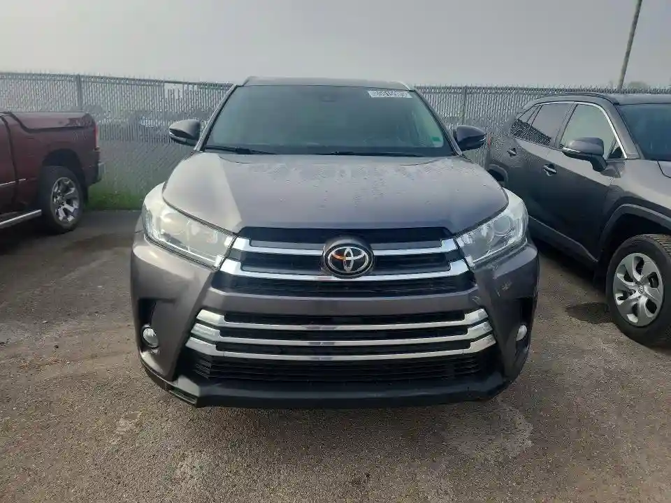 5TDJZRFH7KS595182 2019 TOYOTA HIGHLANDER-4