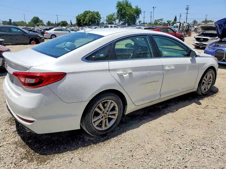 5NPE24AF2FH220634 2015 HYUNDAI SONATA-2