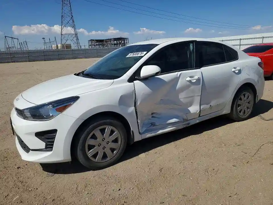 3KPA24AD0NE479574 2022 KIA RIO-0