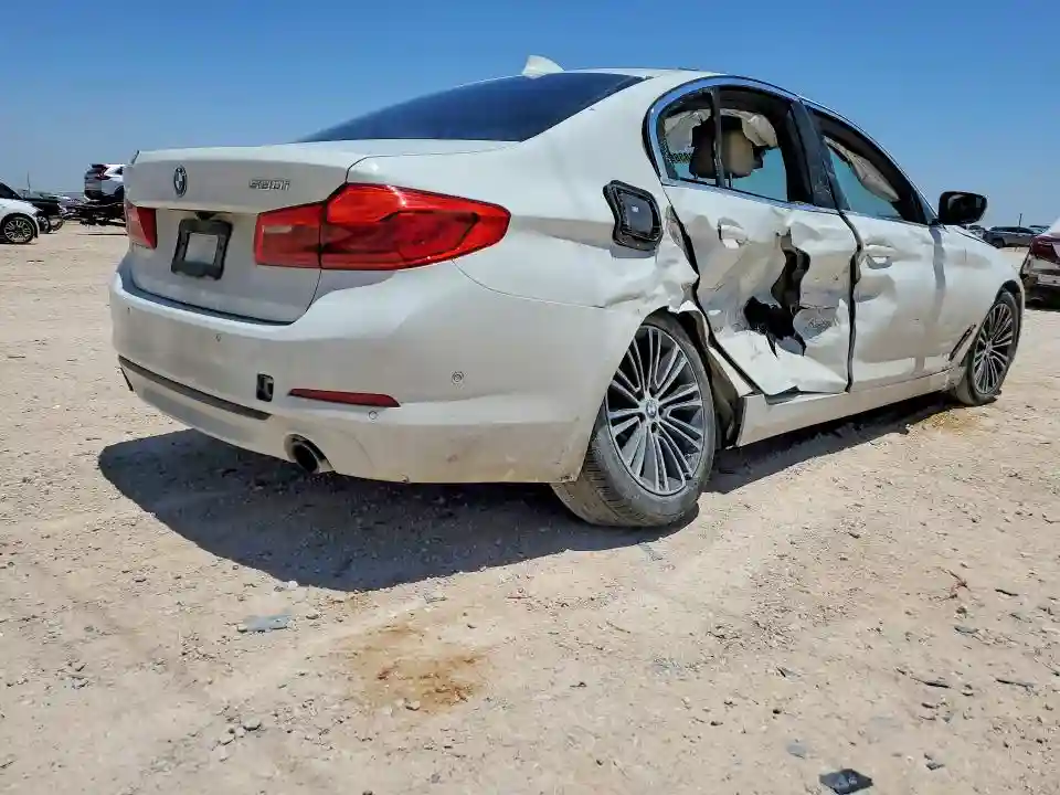 WBAJA5C5XKBX86805 2019 BMW 5 SERIES-2