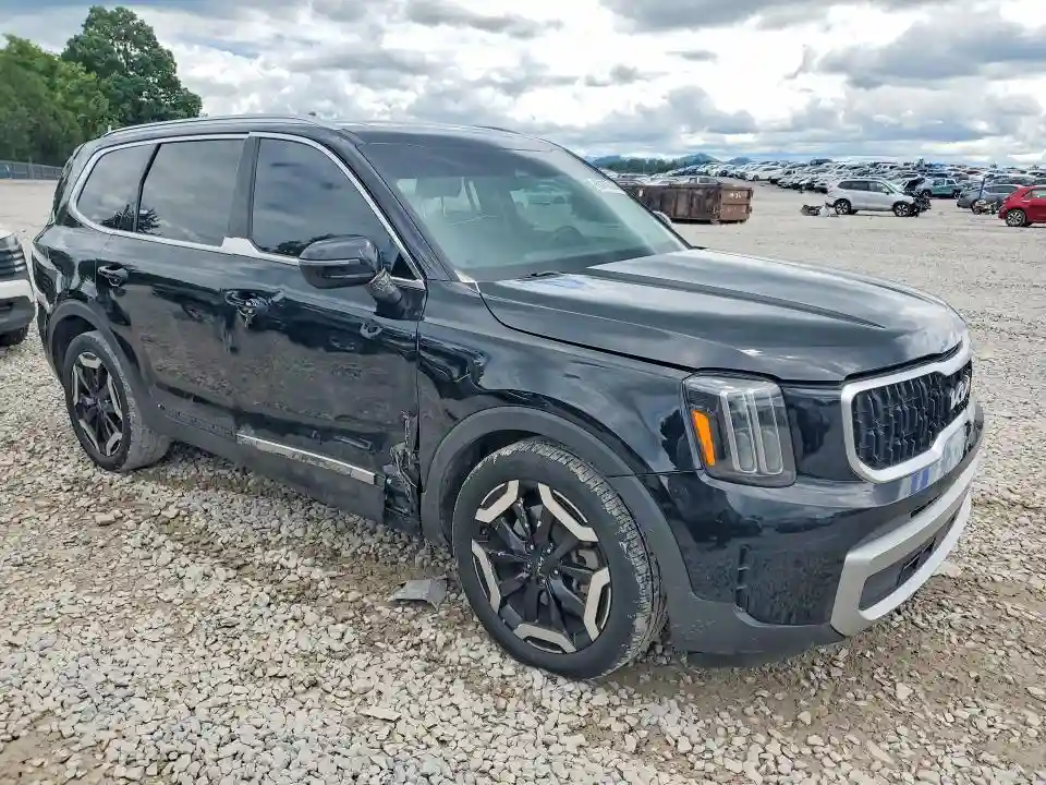 5XYP34GC3PG357898 2023 KIA TELLURIDE-3