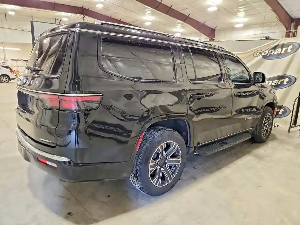 1C4SJVBP4RS173082 2024 JEEP WAGONEER-2