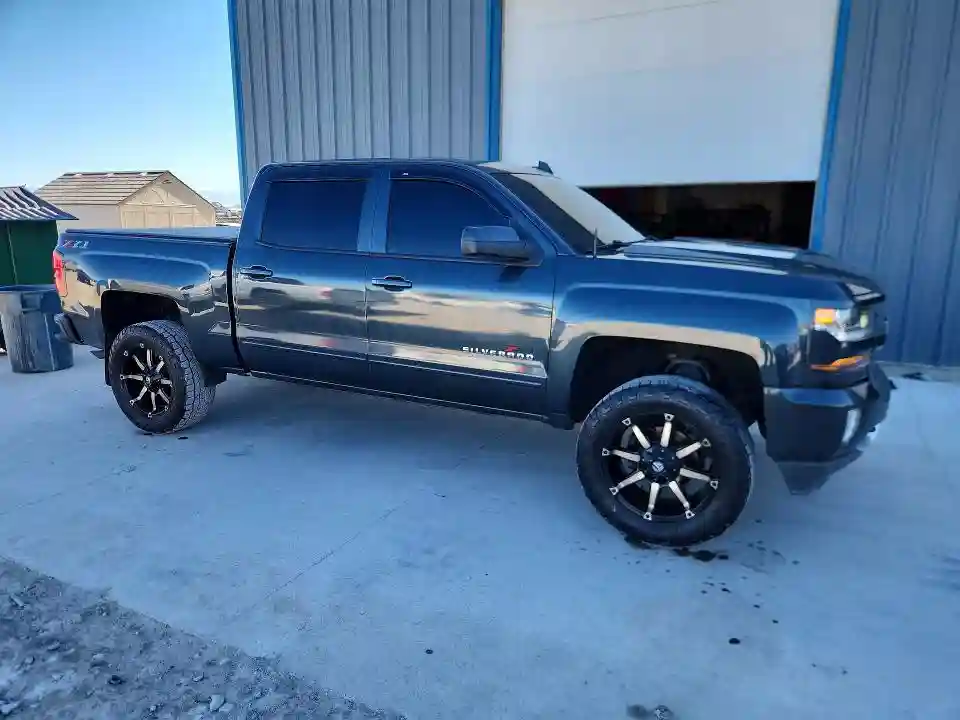 3GCUKREC0JG472599 2018 CHEVROLET SILVERADO-3