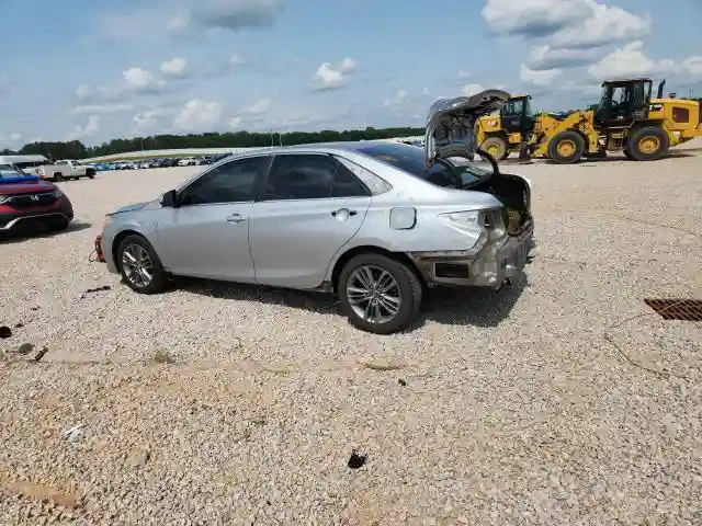 4T1BF1FK7HU368388 2017 TOYOTA CAMRY-1