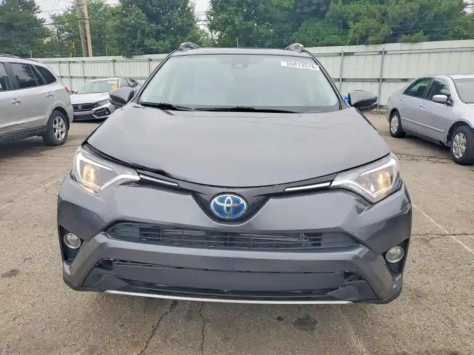 JTMRJREV1JD201705 2018 TOYOTA RAV4-4