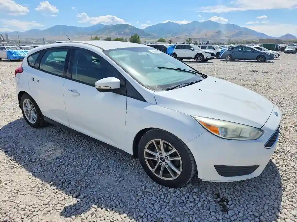 1FADP3K22FL281986 2015 FORD FOCUS-3