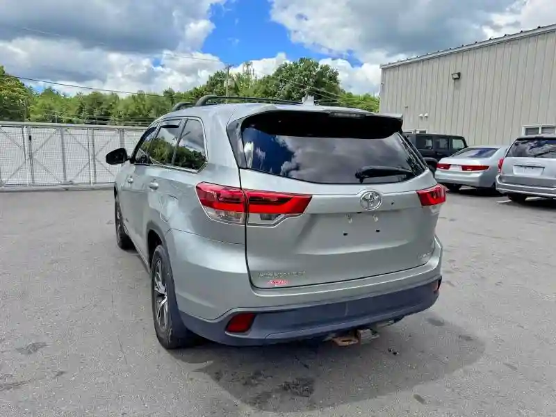 5TDBZRFH9HS367178 2017 TOYOTA HIGHLANDER-1