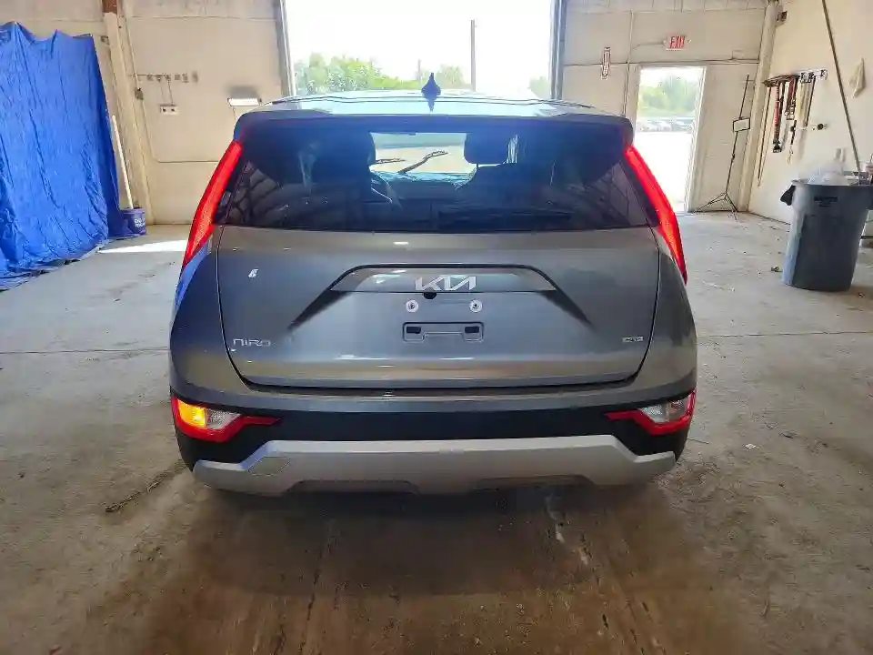 KNDCP3LE9T5324136 2026 KIA NIRO-5