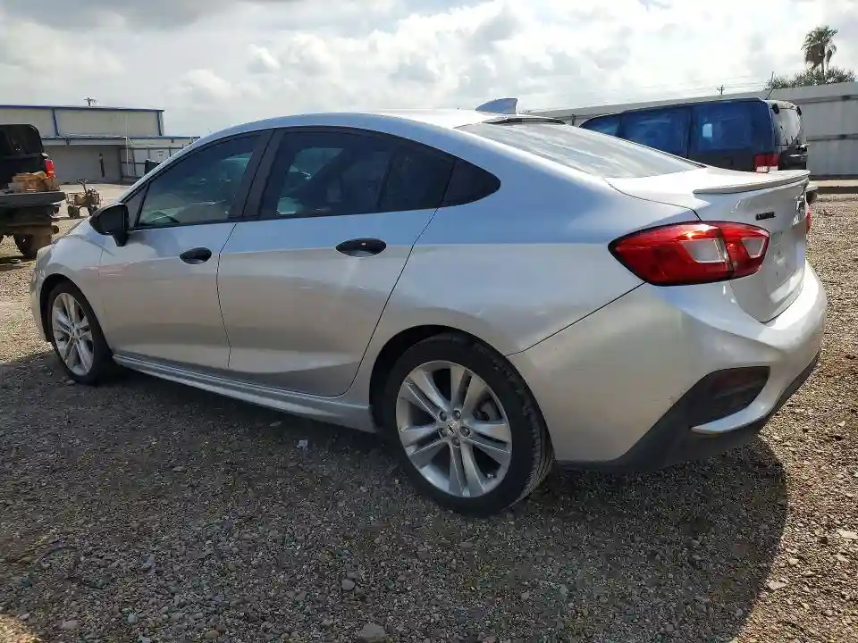1G1BE5SM4J7207256 2018 CHEVROLET CRUZE-1