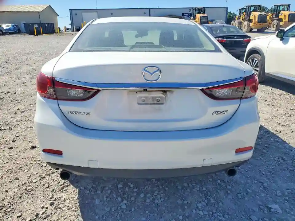 JM1GL1V51H1131136 2017 MAZDA 6-5