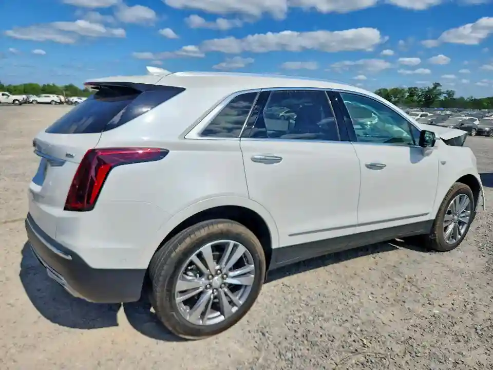 1GYKNDRS0RZ744612 2024 CADILLAC XT5-2