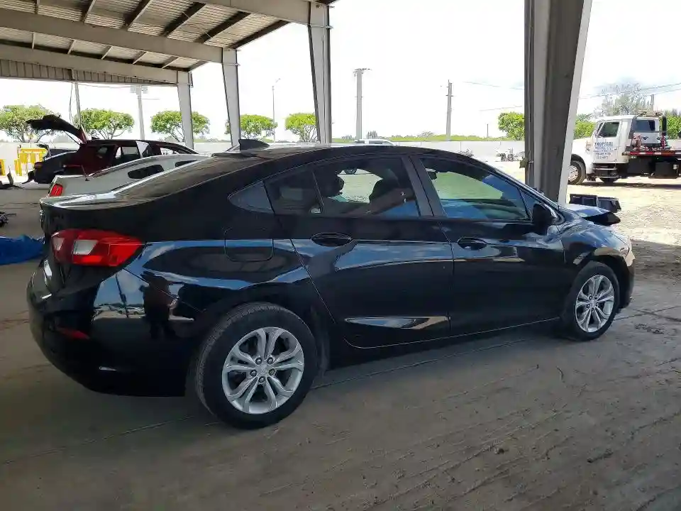 1G1BC5SM2K7121127 2019 CHEVROLET CRUZE-2