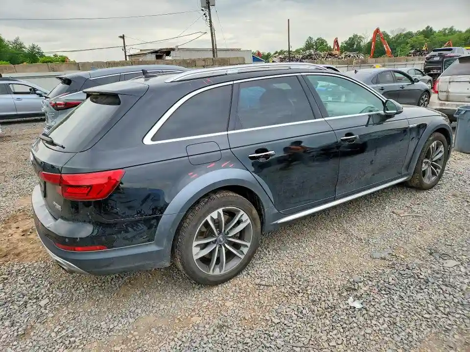 WA18NAF45HA106030 2017 AUDI A4-2