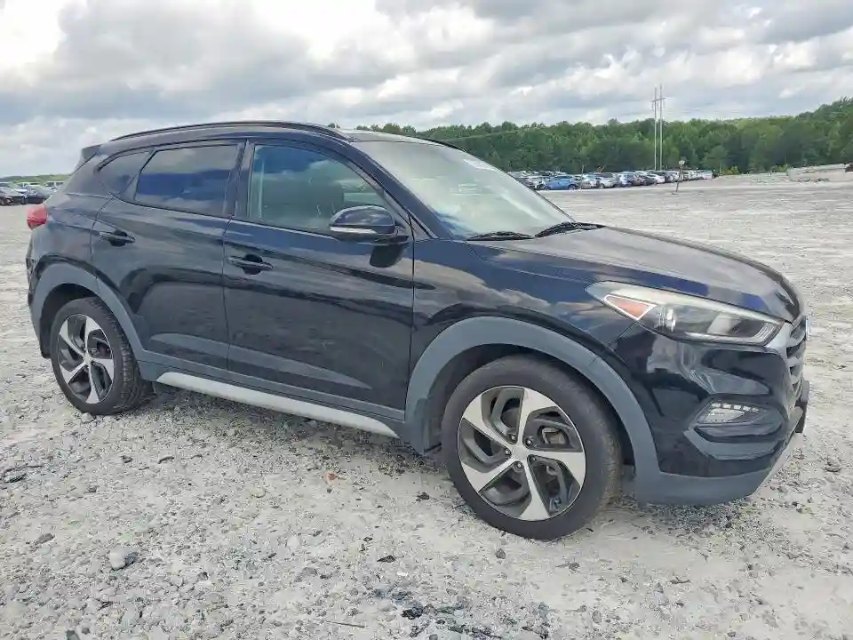 KM8J33A24JU648136 2018 HYUNDAI TUCSON-3