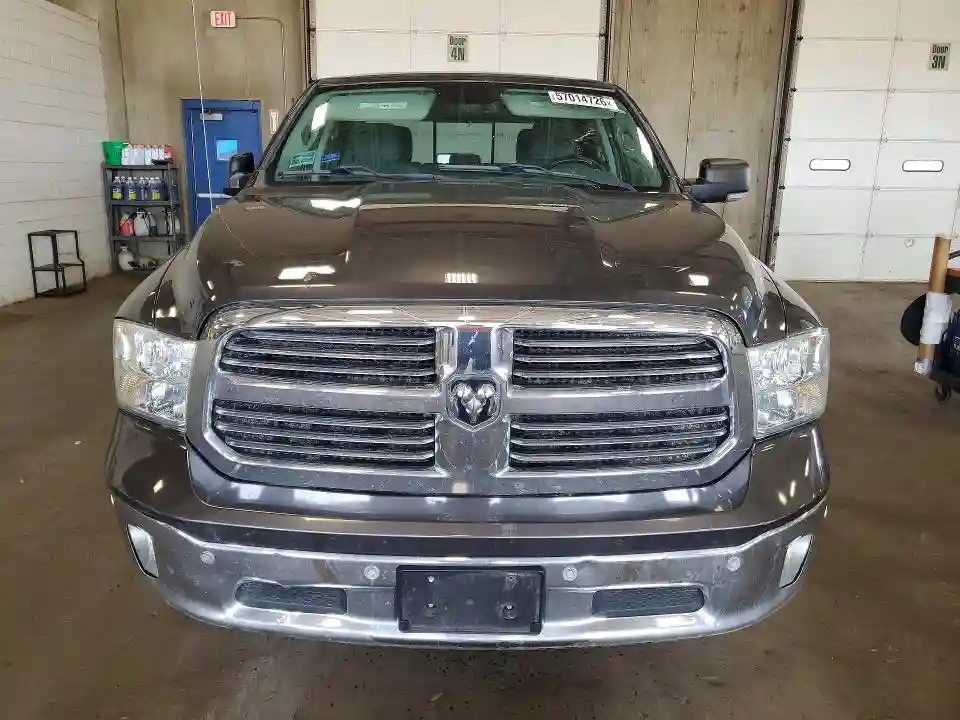 1C6RR7LGXHS547329 2017 RAM 1500-4
