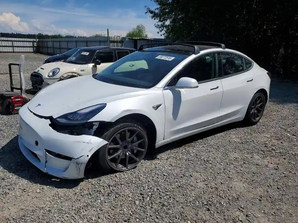 5YJ3E1EA2JF161779 2018 TESLA MODEL 3-0