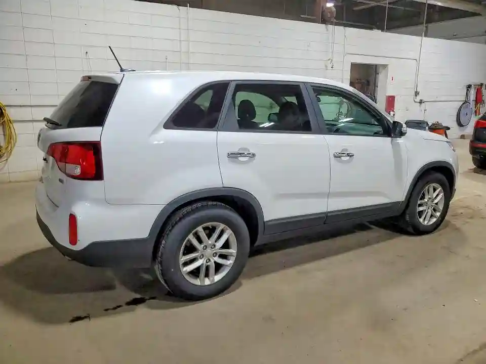 5XYKT3A62FG590077 2015 KIA SORENTO-2
