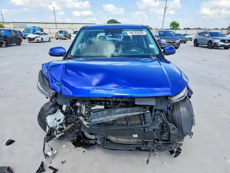 KMHRB8A36MU067298 2021 HYUNDAI VENUE-4