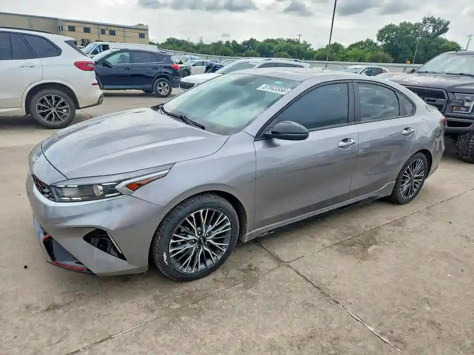 3KPF54AD4PE581170 2023 KIA FORTE-0