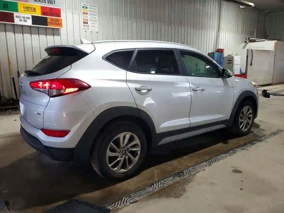 KM8J3CA46JU608111 2018 HYUNDAI TUCSON-2