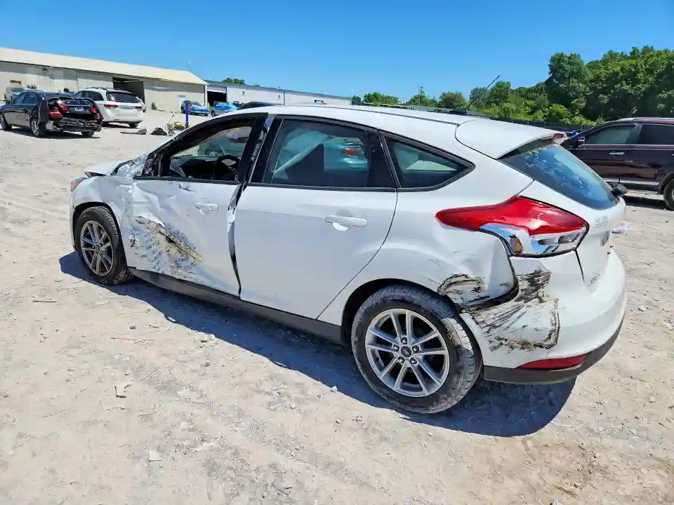 1FADP3K2XJL208700 2018 FORD FOCUS-1