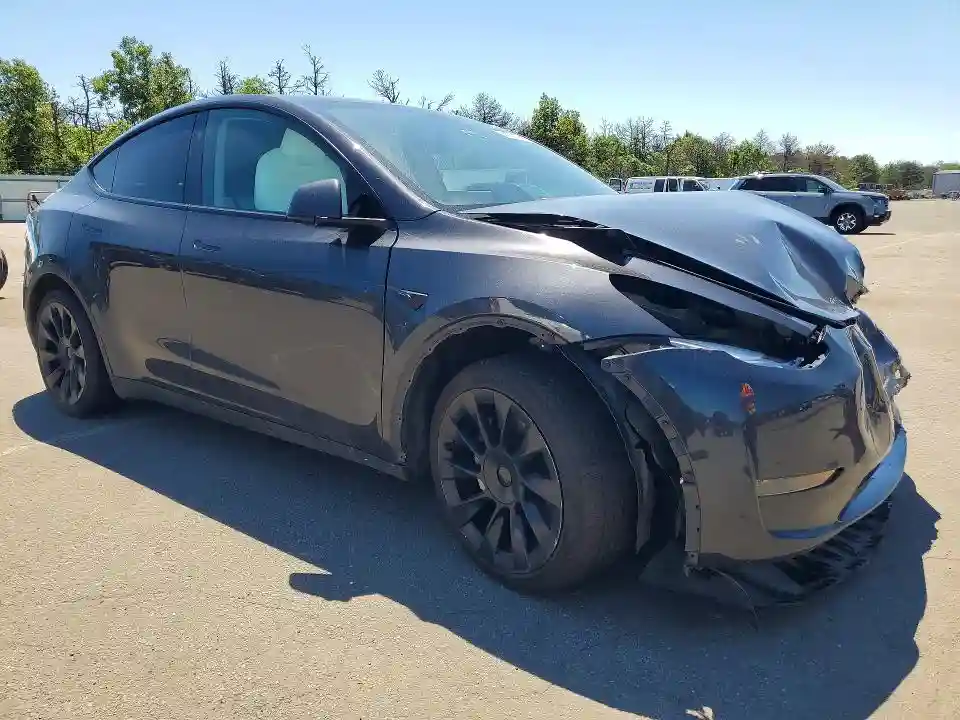 7SAYGDED8RF093126 2024 TESLA MODEL  Y-3