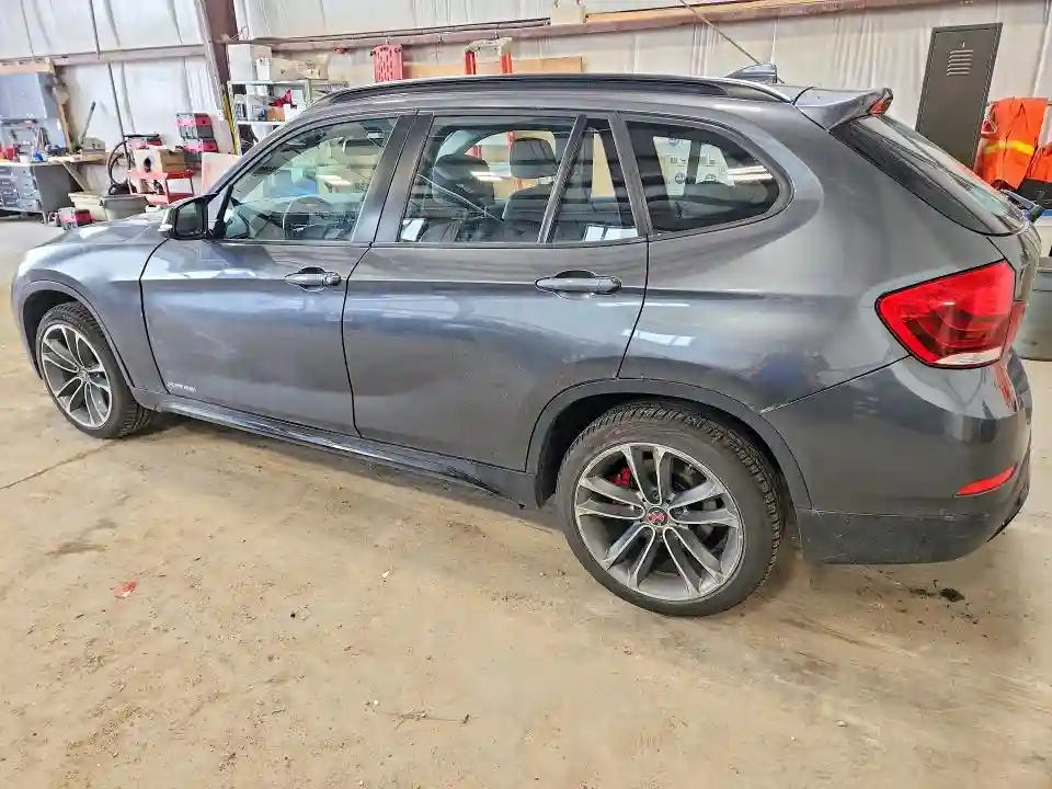 WBAVL1C59FVY36358 2015 BMW X1-1