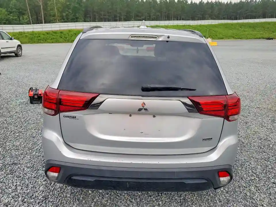JA4AD3A35LZ006857 2020 MITSUBISHI OUTLANDER-5