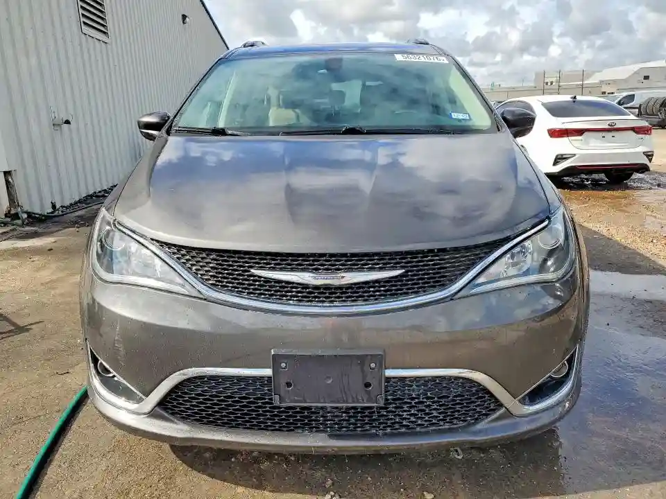 2C4RC1BG3HR803577 2017 CHRYSLER PACIFICA-4