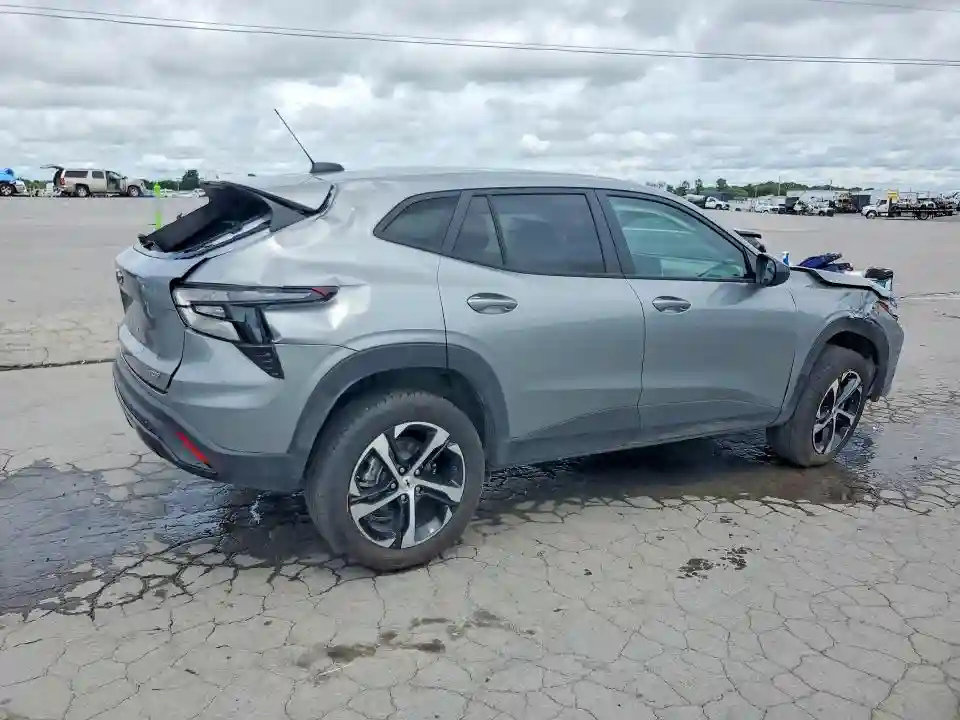 KL77LGEP2SC313716 2025 CHEVROLET TRAX-2