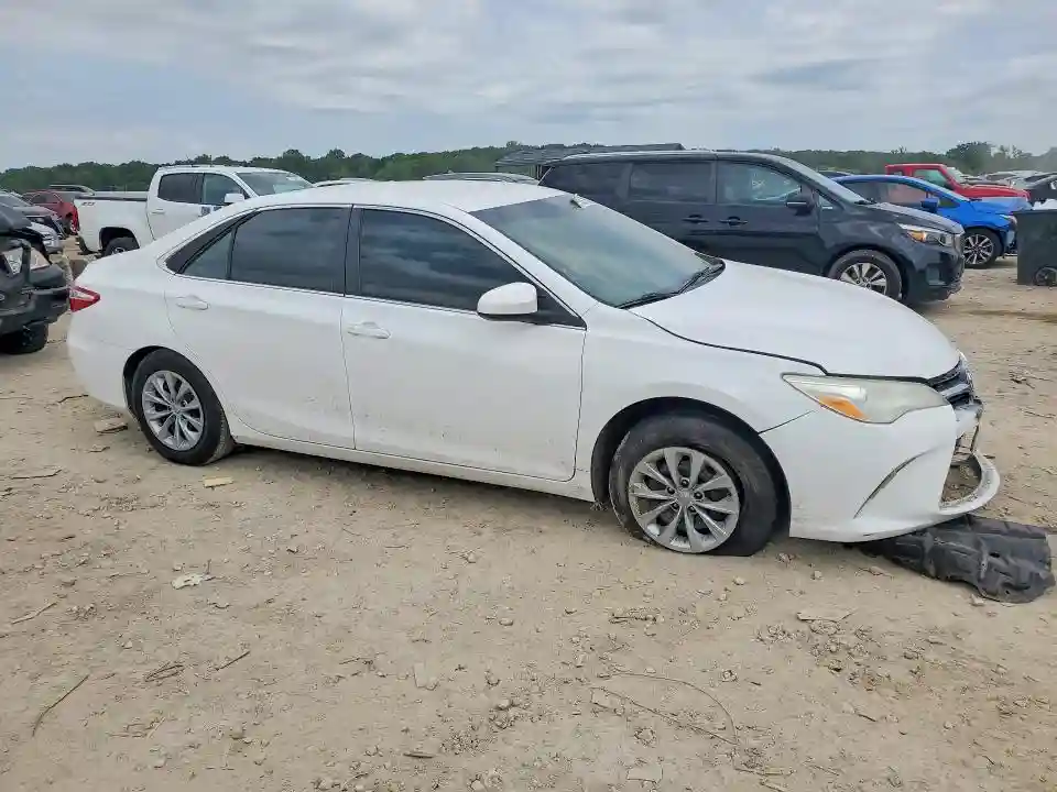4T1BF1FK0HU300627 2017 TOYOTA CAMRY-3